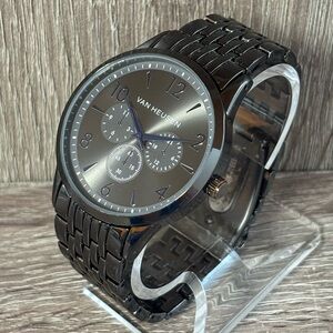 Gray Van Heusen Stainless Steel Men’s Watch With New Battery